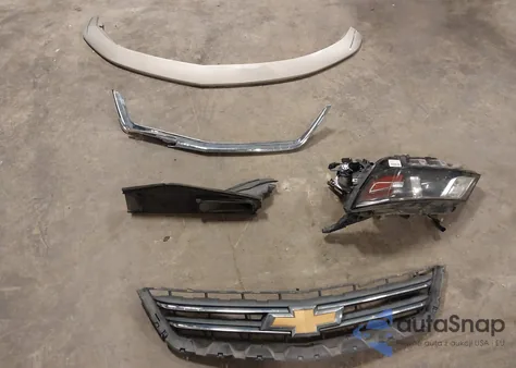 2015 Chevrolet Impala 1Lt из США, поврежденный, VIN 2G1115SL4F9277019